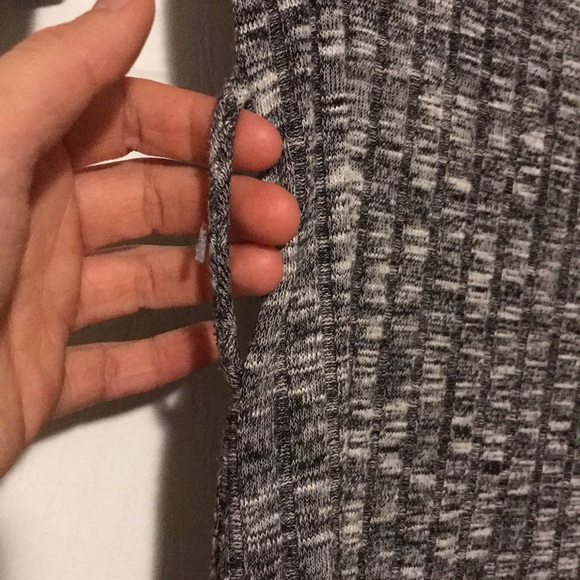 Forever 21 Gray Short Sleeve Stretchy Turtleneck - Picture 3 of 3